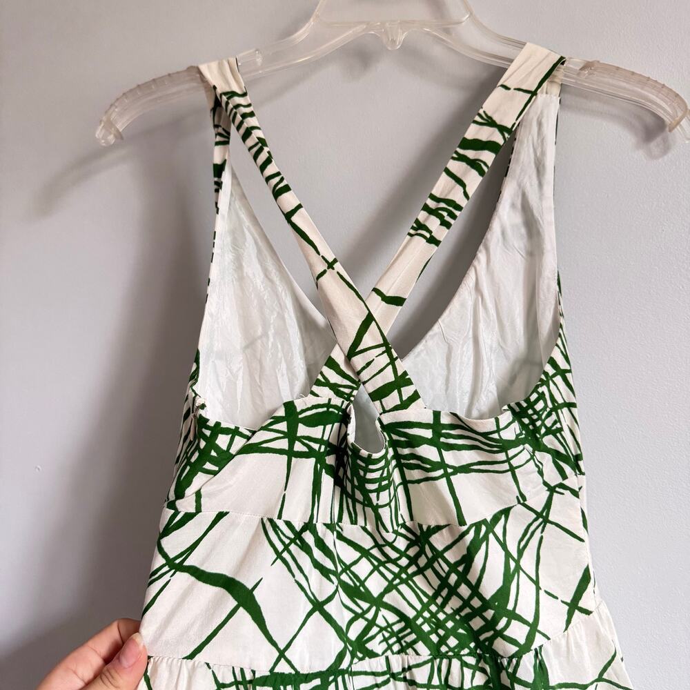 Zara Basic Dress - Flowy & Fun - Picture 5 of 6